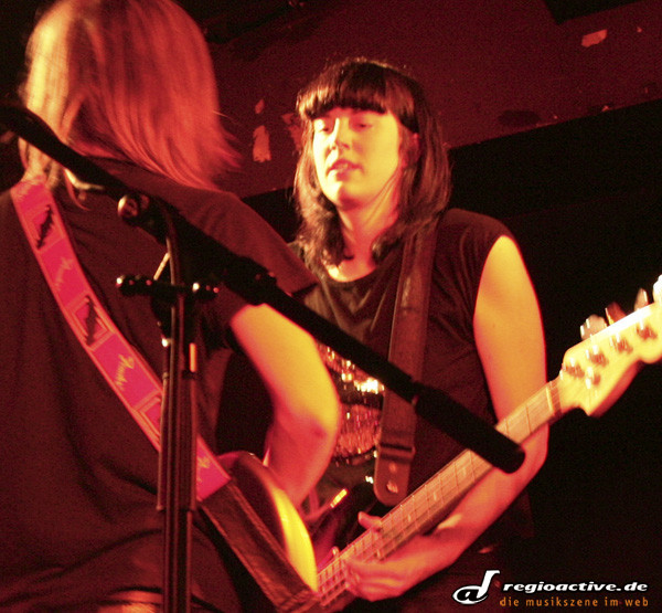 Band of Skulls (live im Magnet Berlin, 2010)